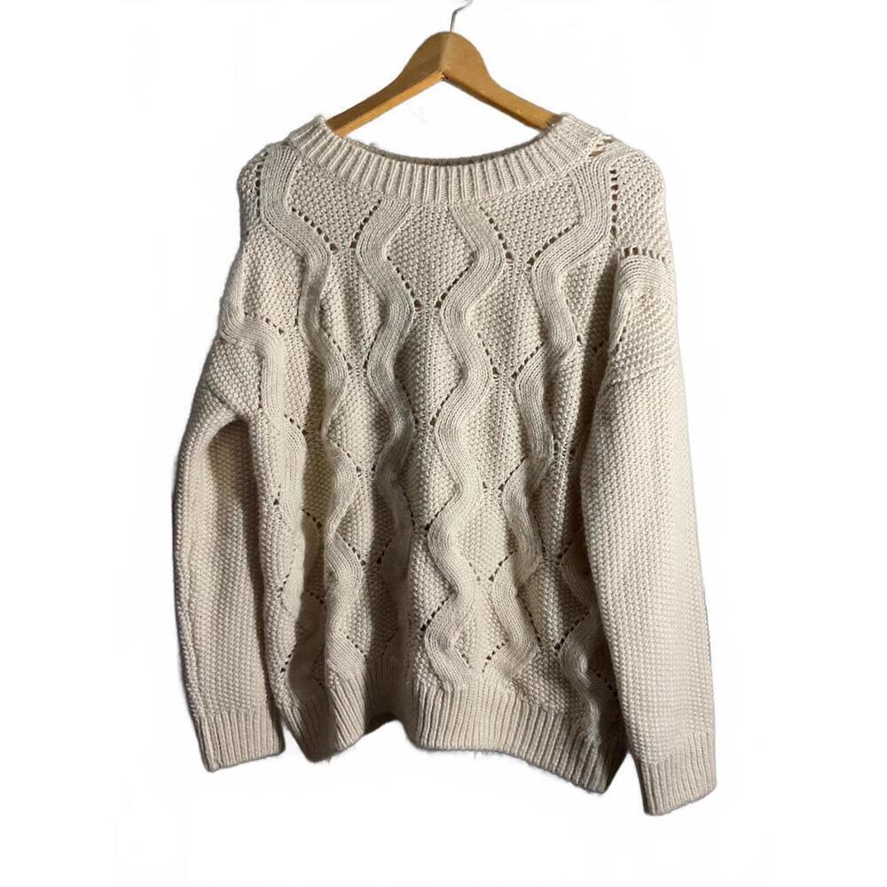 H&M Wool Blend Cozy Cream Cable Knit Sweater Medium